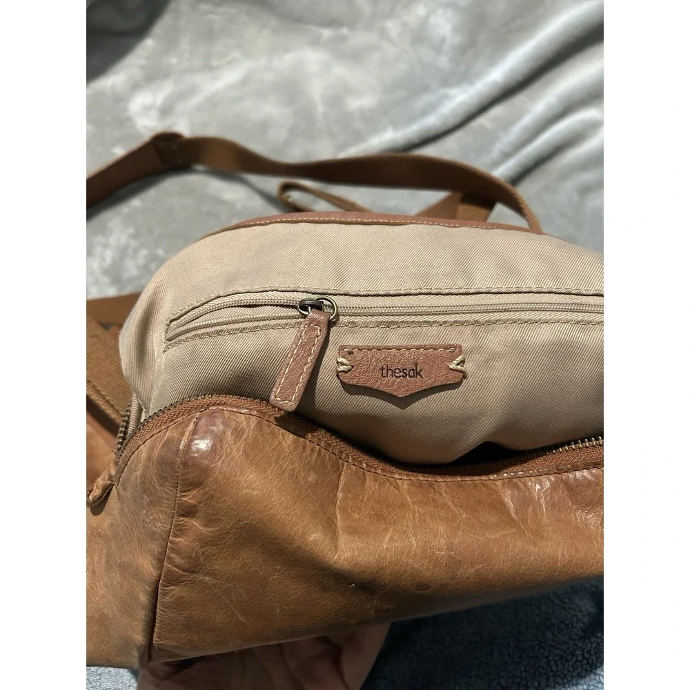 The Sak backpack laptop bag Loyola Backpack teak Use 100% full-grain Leather